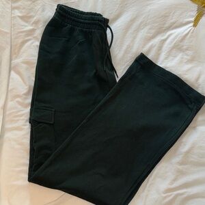 Women’s Dark Green Cargo Sweatpants with Elastic Waist